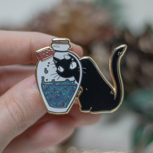 Starry Potion | Enamel Pin - Aurigae Art &Illustration