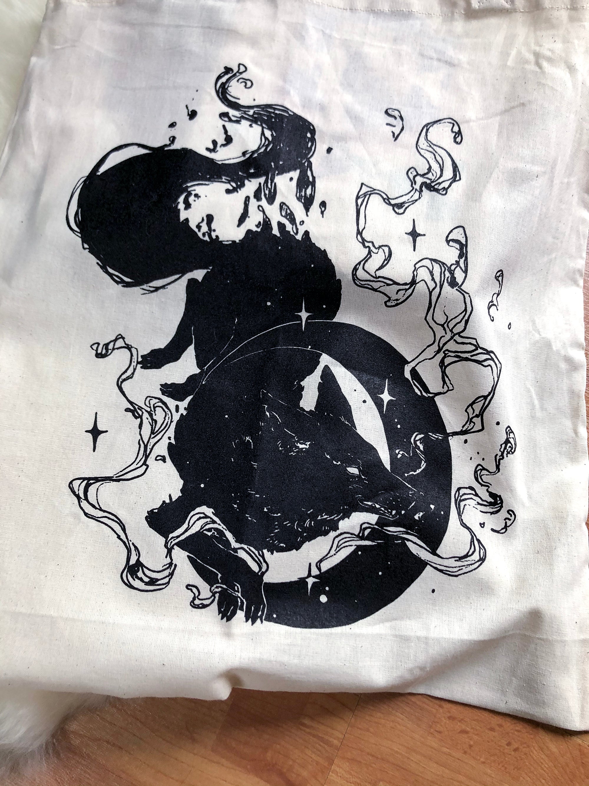 Mooneater | Tote Bag - Aurigae Art &Illustration